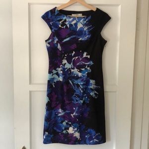 Wisp knee length dress size 6